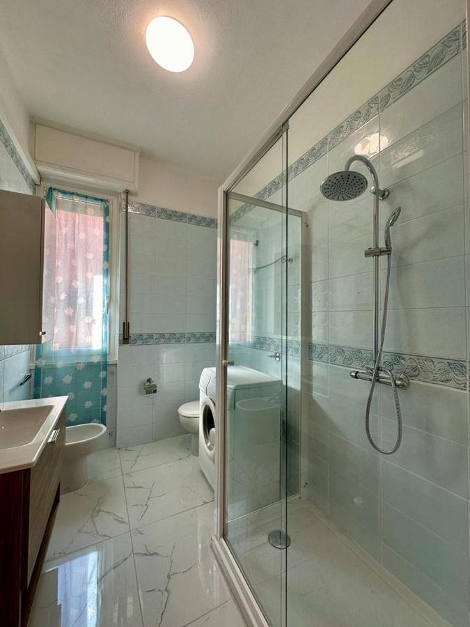 Wh - Dolce Vita - Bilocale - 5 Minuti Dal Centro - Parcheggio Gratuito - Wifi Sanremo Ngoại thất bức ảnh